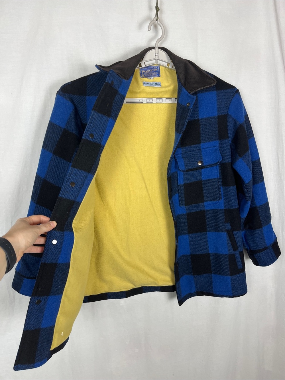 VTG 70's Pendleton 100% Wool Outdoor Man Black and Blue Plaid Lined Chore Jacket